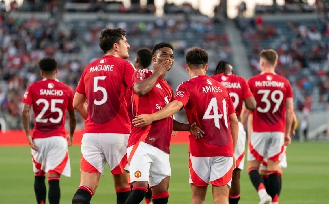 英超清晨再迎强敌，埃因霍温队长鼓劲，主帅态度——球迷炸锅，高层口径保持一致的简单介绍-开云